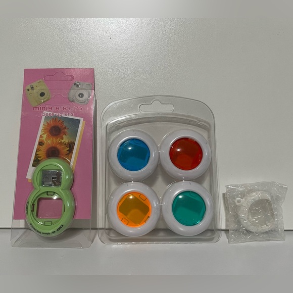 Green Fujifilm Instax mini 9 Camera with Case and Accessories - Picture 6 of 7